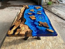Live Edge Holz & Blue Ocean