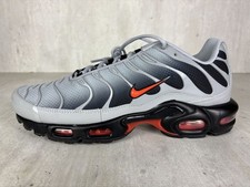 Nike Air Max Plus TN Gr 43 & 44,5 Herren Sneaker Schuhe Sportschuhe DM0032 011