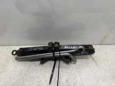 Nissan Micra K11 Wagenheber