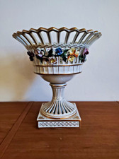 Durchbrochene Porzellanschale