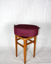 DDR Fußablage Lila Fußhocker