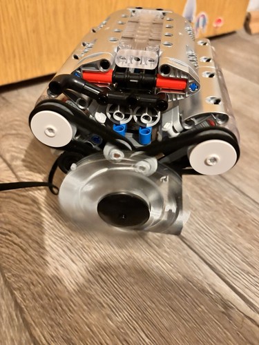 Lego technic 8479 engine - lego,