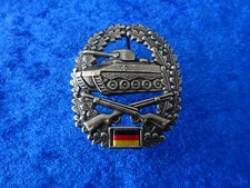 A12-AD12 Barett Abzeichen