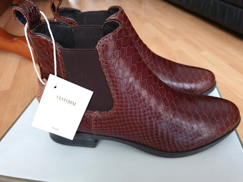 Venturini milano - *,