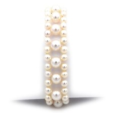 Vintage Perlenarmband AKOYA Perlen dreireihig 585 Weißgoldschloss & 8 Saphire 