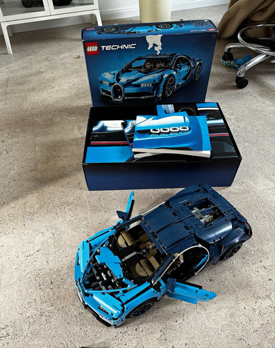 Lego technic bugatti chiron - lego,