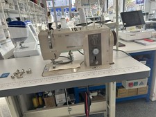 BERNINA 950 Industrienähmaschine, Geradstich, Zick-Zack, +20 Stiche