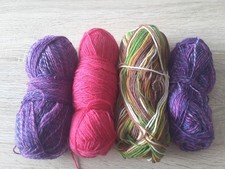 Sockenwollreste, da. 150g