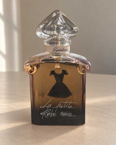 Perfume guerlain petit - perfume,