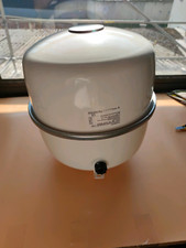 BUDERUS Logafix Ausdehnungsgefäß für Heizung MAG 35 Liter  Unbenutzt Delle