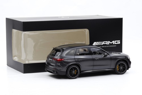 Mercedes benz amg glc - 1:18,