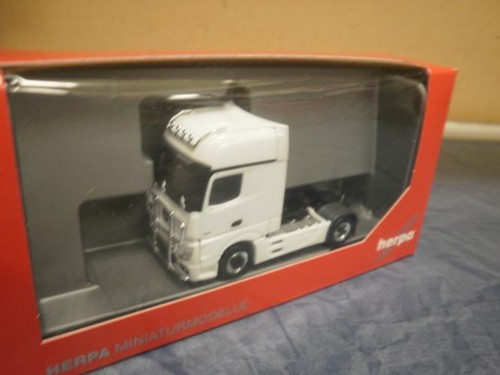 Herpa lkw actros giga - lkw, 11