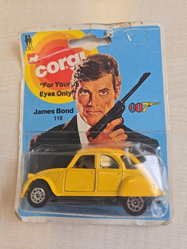 James bond corgi - corgi, juniors