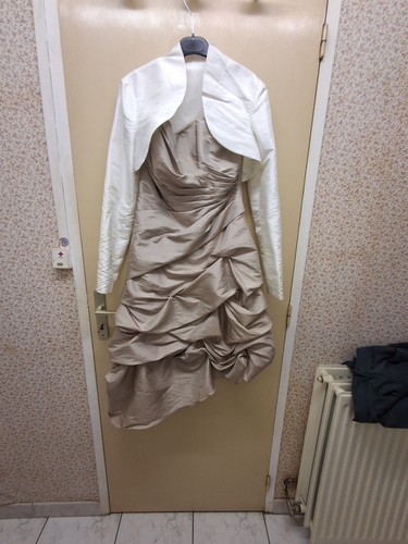 Hochzeitskleid
