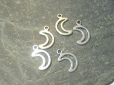 10 Anhänger Charms Mond Stern