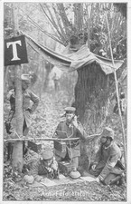 Soldaten am Feldtelefon