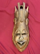 ALTE AFRIKA WANDMASKE TEAKHOLZ