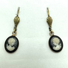 Sehr zierliche, superleichte