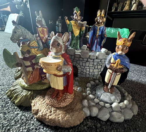 Royal doulton bunnykins - royal,