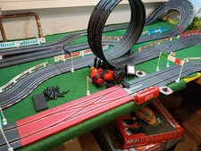 Carrera digital 143 Racing Bahn mit 3 Autos