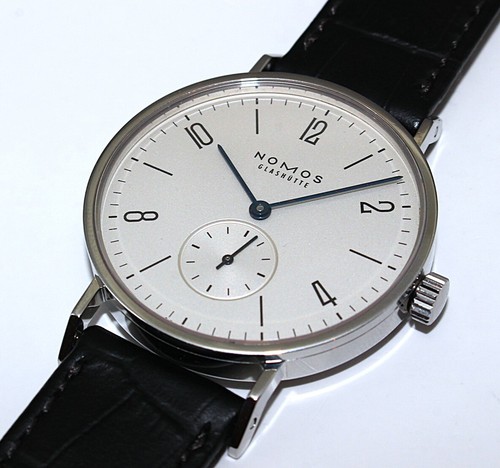 Nomos tangente kleine - nomos,