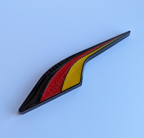 Schwarze deutsche dreifarbige