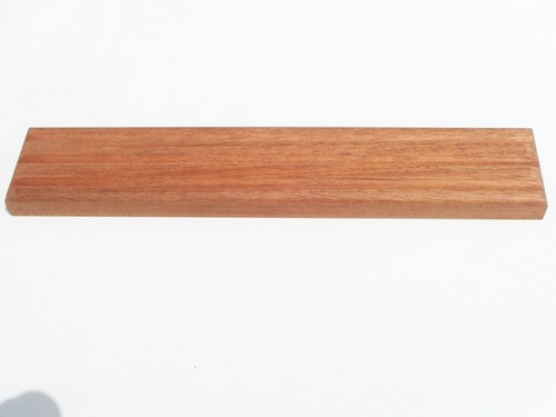 MAHAGONI
