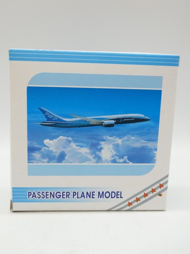 400 passenger plane - passenger,