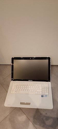 Medion akoya s5612 intel - akoya,