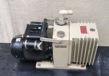 Industie Pfeiffer Vakuum GmbH, Vakuumpumpe 220V , Saugvermögen 8m³/h Typ UNO 008