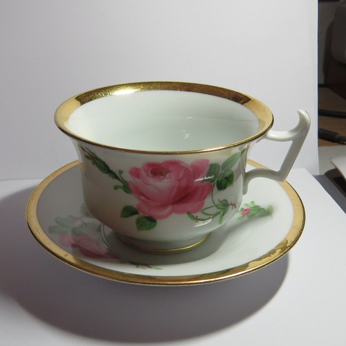 Tasse mit untertasse - tasse,