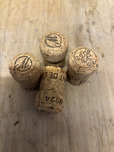 22x gebrauchte sektkorken - 22x,