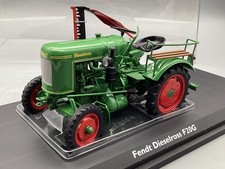 Traktor Modell 1:18 Schuco