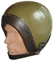 DDR Helm Trainigshelm der