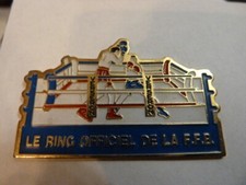 PIN'S FEDERATION FRse de BOXE