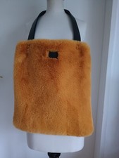 Tasche Fakefur Kunstfell Bag Gold Gelb Senf Mais Kuscheln Weich Henkel Lifestyle