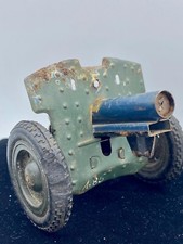 Alte Blech Kanone US Zone