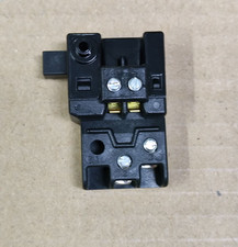 1PC 15(15)A125V 10(10)A 250V