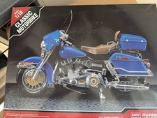 Harley Davidson Academy 1:10 Classic motorbike Rar
