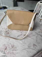 Coccinelle Damen-Tasche Leder Handtasche Beige.. 28cmX20 cm