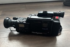 Sony CCD-V90E Video8 Handycam PRO + ECM-Z200 + Monitor (Set)