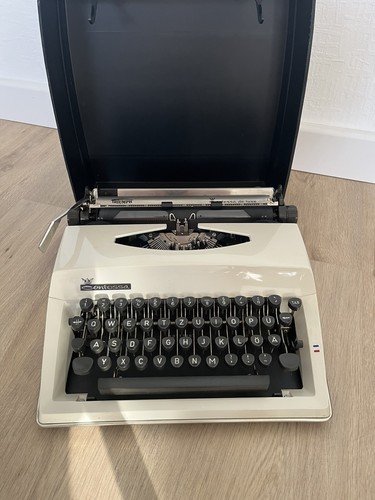 Vintage schreibmaschine - vintage,