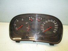 VW Golf 4 IV 1J1 Tacho Kombiinstument 1,9l TDI AJM FIS DRW Diesel 1J0920822C