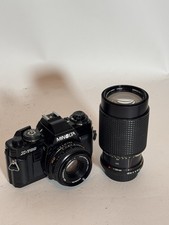 Konica Minolta X-700 35mm Spiegelreflexkamera mit 45 mm Objektiv 50-135mm Kit