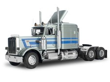 Revell 12627 Peterbilt 359