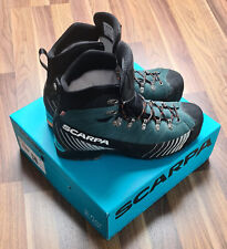 hochwertiger Bergstiefel Kategorie C, sehr leicht und wasserdicht, 1x getragen