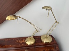 Zwei Trio Tischleuchten