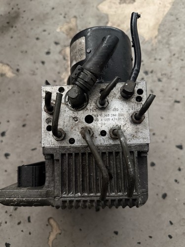 Mercedes benz w211 - w211, abs