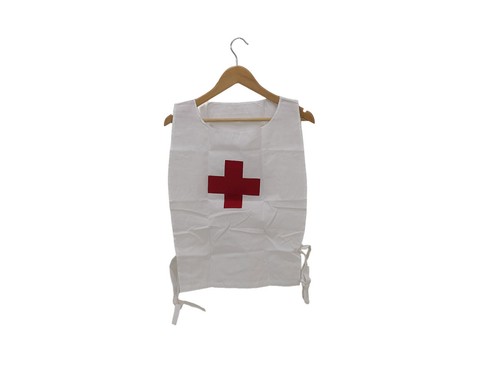 Sanitäter medic red cross