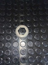 823412047 /VERZINKT/Kappe Audi